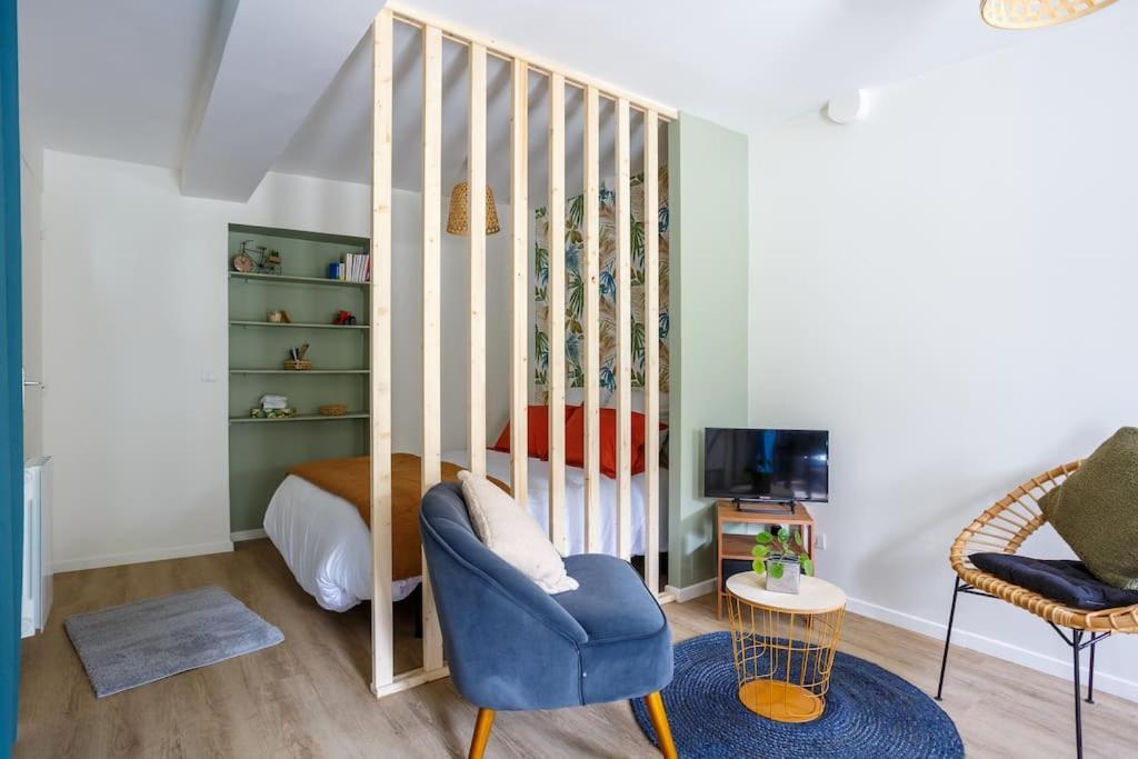 Studio Cosy Neuf - Fibre - Parking Gratuit - Proche Ecoles Et Entreprises Orsay Esterno foto